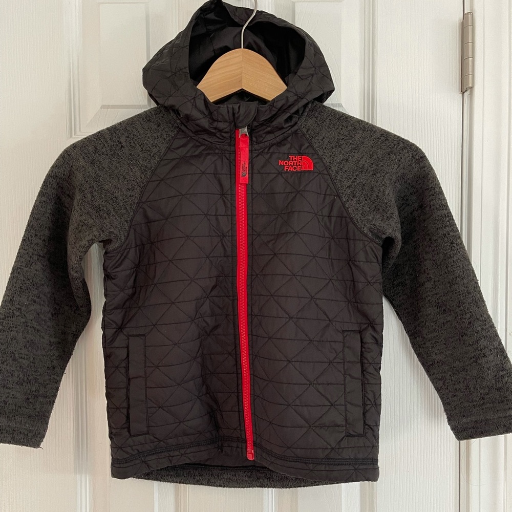 The North Face - Kids Hoodie Size 5